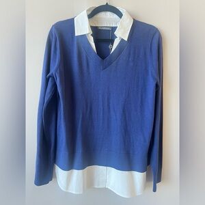 Alashan NWT navy blueV-Neck Sweater with White shirt Trim med one